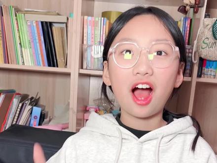 大家觉得,哪个可动纸片人更好看呢?😂 #可动纸片人 #姐妹 #手工