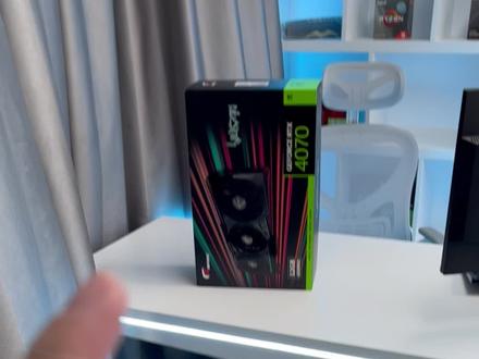 七彩虹RTX4070火神OC开箱,这个5000的旗舰火神OC,你是否愿意买单?