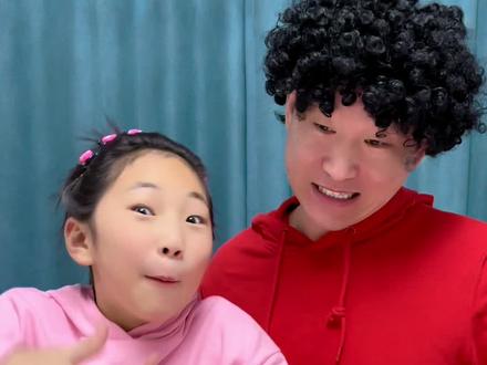 扒皮软糖有懒人吃法哈#过年糖果 #扒皮软糖 #剥皮软糖