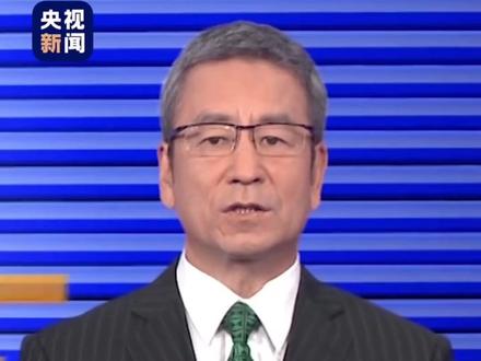 【#央视谈高考后抢先补大学课程】高考后去上“大学预科班”?这样的大学“抢跑”现象你怎么看 ?(央视)