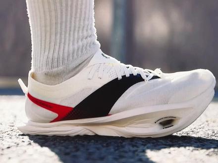 我也没想到能踩这么瘪! 飞电5Ultra 中底工作过程#鞋狗的日常 #鞋狗无休 #飞电5u