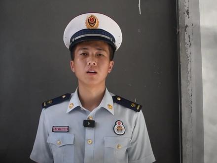 高层住宅起火怎么跑?要不要跑?快把这个视频分享给你的家庭群……#火灾逃生 #分分钟消防