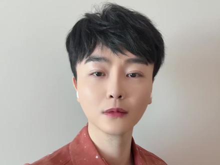 橙啦和石雷鹏连夜把买我的关键词下掉,是付费不起了? 道歉还不真诚,
还要继续引导,
只会让人贻笑大方。
#加油考研人 #周思成 #考研英语 #石雷鹏 #田静