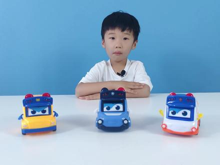 百变校巴合体变形挑战,车长船长合体,消防队长机长合体 #益智玩具 #变形玩具 #百变校巴玩具