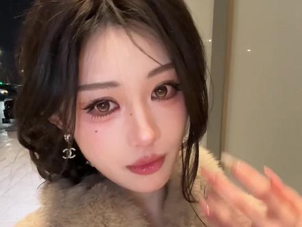 今年情人节就送我蓝眼泪吧 寓意往后只流幸福的流泪 #范琦蓝眼泪项链 #范琦项链 #恋爱戴范琦 #情人节礼物 #情侣