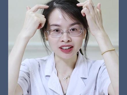 年纪轻轻就#脱发 ,不想被误会是女友她爸,这条男性治秃指南,赶紧保存#雄脱 #非那雄胺