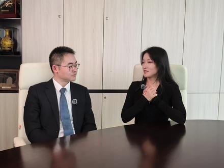 玄学大师算命看风水涉嫌诈骗罪?
封建迷信型诈骗罪如何认定?
公司化犯罪中主从犯怎么认定?
#福州律师冯锦锡 #刑事律师冯锦锡 #一心团队 #风水大师诈骗罪