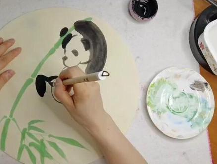 第35课 大熊猫-#少儿国画 #儿童画 #零基础学画画 #一起学画画 @DOU+小助手