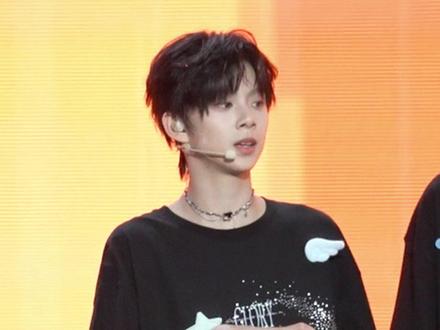 【陈思罕 卡拉永远OK】 #陈思罕 #陈思罕狼尾妆造