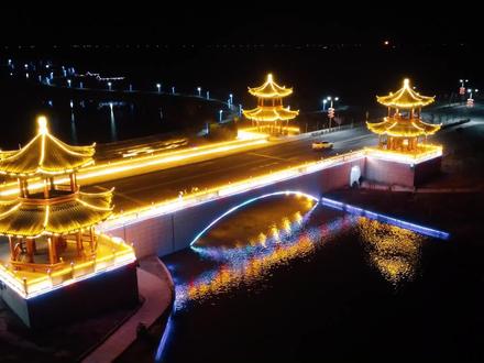 带你看不一样的新疆和硕县#城市夜景 #航拍 #我为家乡代言 #记录真实生活 #城市的夜晚