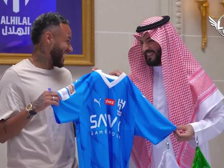 被误解的内马尔,巴黎的一个小决定毁了他?#内马尔 #足球 #转会