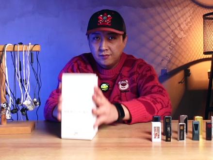 不用小尾巴!12款TypeC口有线耳机大横评 12款C口有线耳机名单:
苹果EarPods(半入耳)
华为CM33(半入耳)
漫步者GM260plus
OPPO O-Fresh
三星AKG EO-IC100(S20原配耳机)
铁三角CKD3C
水月雨菊
绯乐涟
天使吉米ONE DSP
七赫兹ZERO
锦瑟香也 MYLOVE 2022
宁梵RA05
#c口耳机 #游戏耳机 #iphone有线耳机 #typec耳机 #有线耳机横评