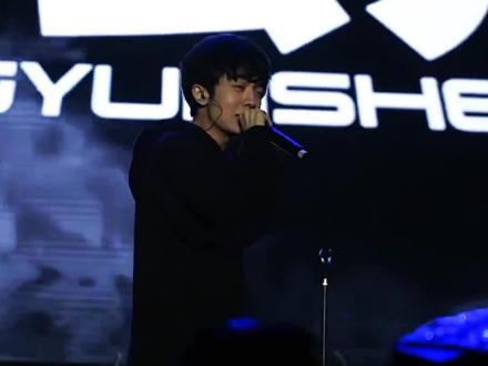 原来rap说唱真的可以不用骂人!以前的rap对比现在就是降为打击! #中文说唱 #嘻哈 #周杰伦 #战争