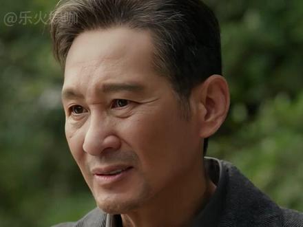 拍摄《我的山与海》时,导演只是让王劲松作配演谭松韵养父,谁料他一出手竟演活“中国式父爱”的天花板#王劲松 #谭松韵 #我的山与海 #影娱热点团 #内容启发搜索