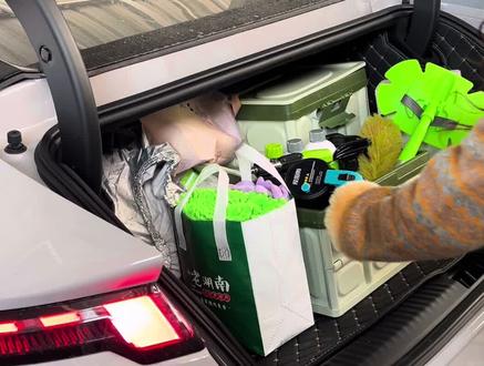 新手自助洗车| 真的没人喜欢自己洗车吗?
#洗车 #自助洗车的乐趣 #解压视频 #洗车工具 #领克10emp