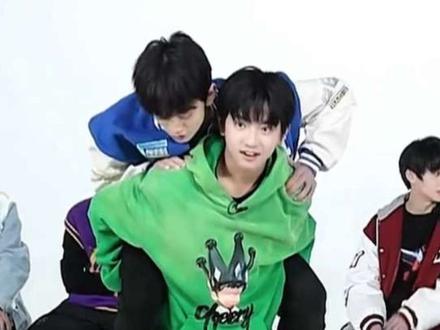 表弟下次还有这种活动直接一个猛扑就行了 #橹穆 #lm #杰丞