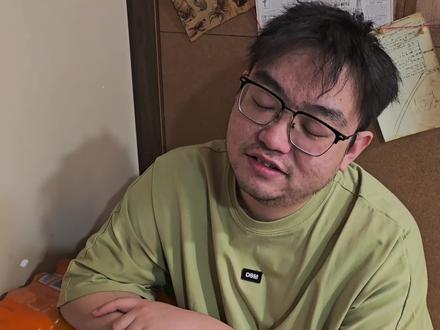 三十岁有 10w 存款,是一种什么体验?#社会百态 #沙雕 #采访 #人类迷惑行为 #搞笑
