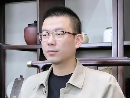 黄金首破4600美元,市场解读与配置建议 #伦敦金 #金价 #贵金属 #投资 #资产配置 @DOU+小助手