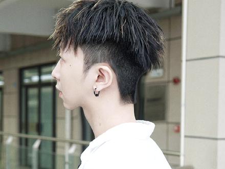 短发头顶三角分区修剪讲解版#美发教学 #美发技术分享