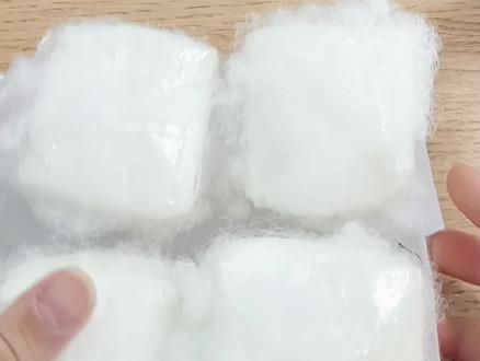 今天来出摊霉豆腐啦 这泼天的富贵也是轮到我了(娱乐)#霉豆腐#海绵捏捏#捏捏#自制#解压