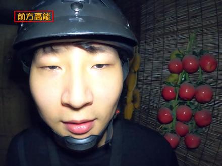 年兽从画里蹦出来了!一秒感受童年的年味~ #有趣密室vlog