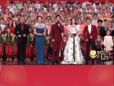 凌晨春节晚会倒计时。#春晚 #央视虎年春晚 #五福临门