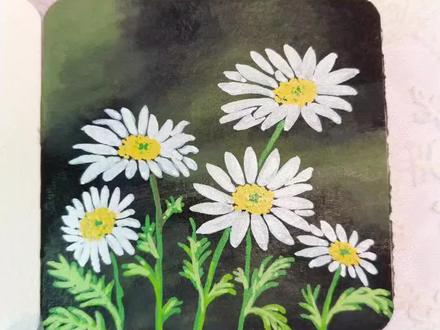 零基础1分钟画小雏菊‖丙烯马克笔教程 🖊:慕多星丙烯马克笔
手:番茄汁的画
#分享雏菊相关的故事 #慕多星丙烯马克笔 #儿童简笔画 #丙烯马克笔教程 #翻翻乐