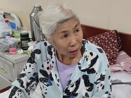 雪媚娘和脏脏包的爱情,笑着笑着又红了眼眶 #爱情 #老人 #老一辈的爱情 #心疼 #搞笑