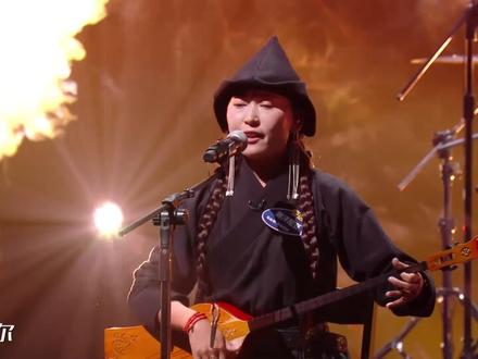 安达组合《江格尔英雄赞》,带着千军万马接你回到壮阔无垠的广袤草原~#被安达的舞台震撼了#乐队的夏天 #在抖音搞点乐队