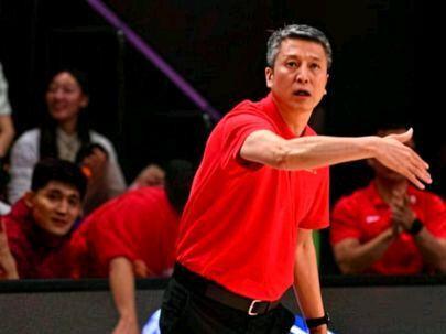 郭士强的国家队大名单为什么又引起了争议?有些人的脑回路就是很清奇!#中国男篮#郭士强#庞峥麟#dou来cba #CBA评球大会