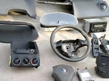 吉利金刚金鹰英伦拆车件#吉利金刚 #吉利金刚二手车 #吉利金刚金鹰拆车件仪表盘里程表空调面板空调开关仪表台方向盘音响CD机收音机 #吉利金鹰