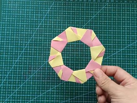 如何叠一个漂亮好玩的#折纸 飞盘#折纸教程 ,简单不伤人的#折纸玩具 #手工折纸 #一起做手工 #萌知计划