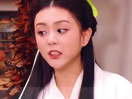 #郜思雯:9岁~25岁的颜值变化