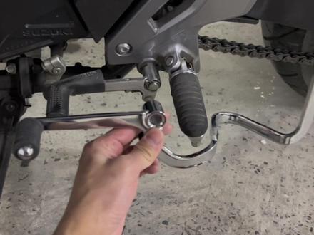 有了这个就可以穿小白鞋骑车了!
#改装#GSX250R换挡杆更换#前后踩换挡杆更换#铃木gsx250r #第一视角