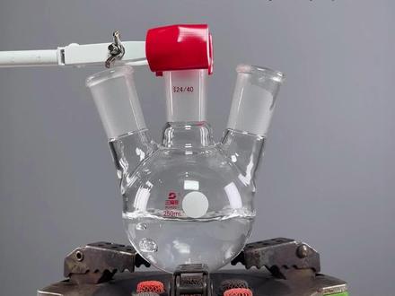 三爱思三口四口烧瓶 高硼硅材质 耐高温 腐蚀 质量优 让您实验更安全 #科学实验