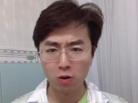 这都行?主角穿越成天命之子的老爹,金手指居然是万界父亲聊天群,抱团取暖,防止被主角儿子坑死,最后结局爆笑!