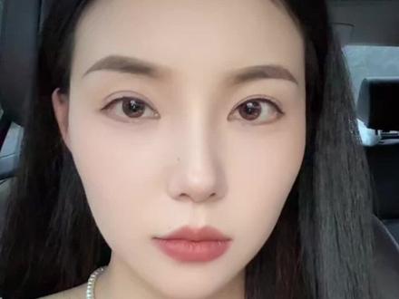 @李子依小号 八点钟在这个号直播#正能量 #李子依与吉克阿杰