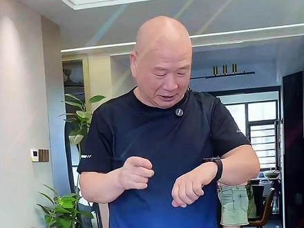 2025黑科技手表,测三、高又快又准,价格白菜还包邮给爸妈安排上全家都放心#好物推荐🔥 #智能手表 #智能检测