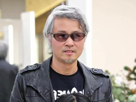 行不行看发型#谢忠良化繁为简 #谢忠良减龄一拇指转圈圈 #谢忠良创意拧染