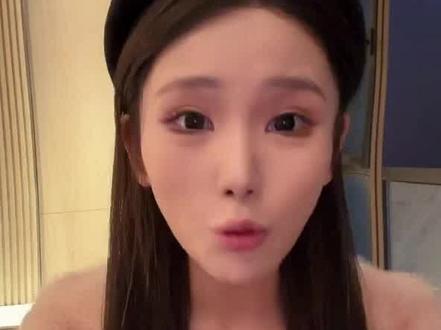 一上线就吃瓜 #coco孟可佳