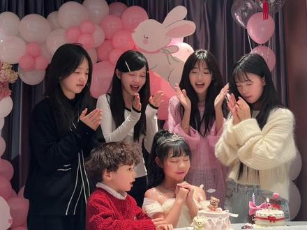 祝罗罗姐姐生日快乐 每天快乐‼️ @罗罗超甜呀 #晨晨晨可爱#皮晶姐姐 #陈芷琰 #姿姿子#刘格格