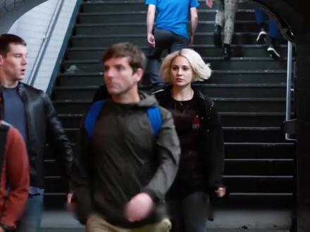 交换人质出现意外,万里追踪却获知真相,最后一炮解决所有敌人#影视解说 #好剧推荐 #精彩片段 #我的观影报告 #原创剪辑 #高分电影 #抖音二创激励计划