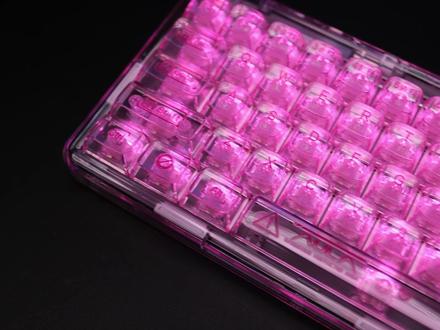 狼蛛F68这个粉色也太少女心了吧!#游戏外设 #机械键盘