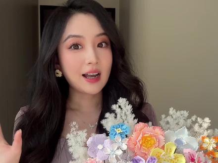 拼豆花抱抱桶教程🌷这才是拼豆的正确打开方式‼️
#拼豆 #手作diy #永生花 #花式过大年 #拼豆花束
