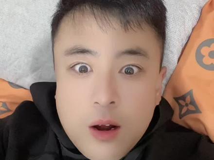 #vlog十亿流量扶持计划 #赊刀人#赊刀人再现江湖
赊刀人预言啥意思