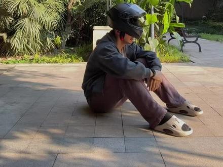 我哭了谁知道…#Emo #当你被分手了而只会基本功 #舞蹈生 #情绪