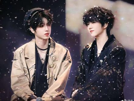 #桂瑞 #张桂源 #张涵瑞
《太阳与地球》
“别回头,往幸福一直走”💛💚