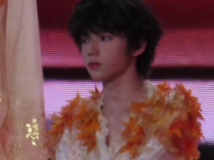 2025年12月27日新音(黄昏晓)直拍记录
#橹穆 #王橹杰 #tf家族 #养成系 #演唱会