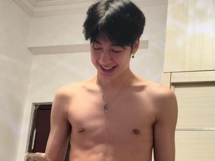 细狗健身回来啦#细狗 #姐弟恋#小奶狗男友#情侣日常#dou上热门