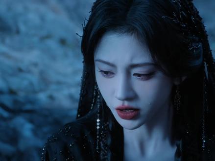 螭吻终于承认自己就是寄灵,怎料露芜衣却被召回了无相月 #月鳞绮纪 #鞠婧祎 #陈都灵 #新剧推荐 #田佳瑞